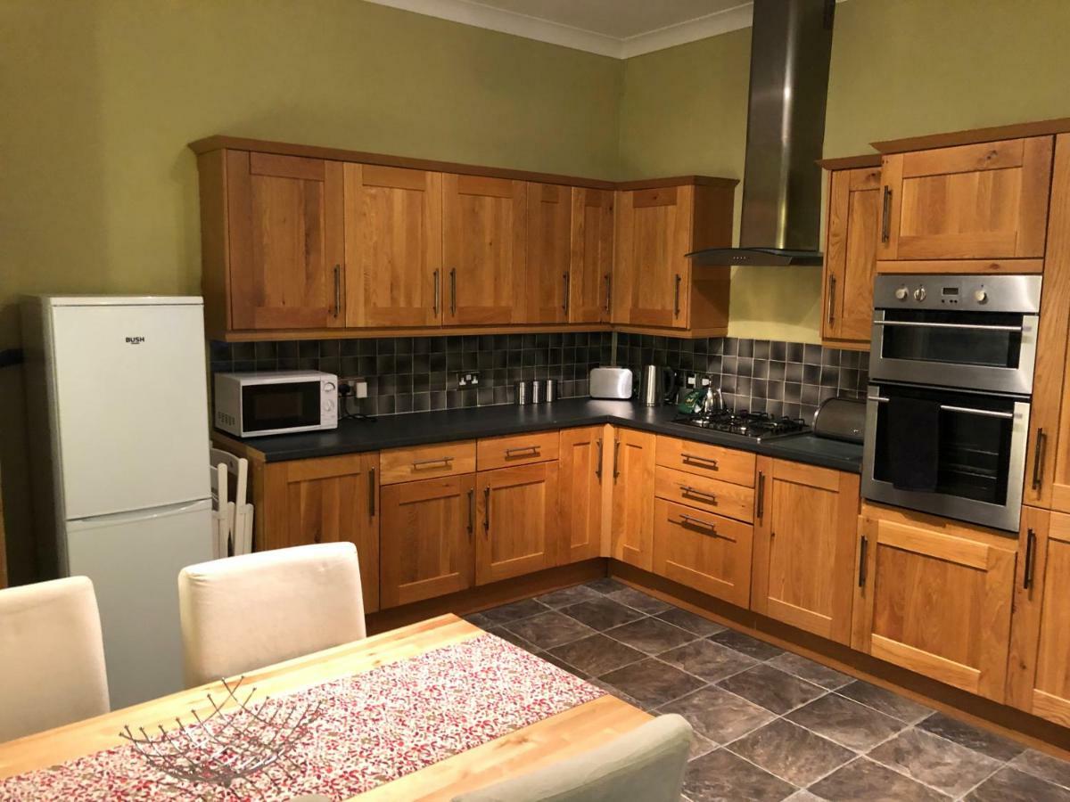 Oban Town Centre Apartment ภายนอก รูปภาพ